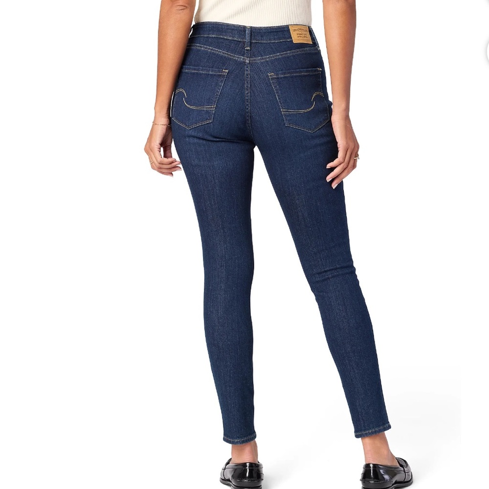 Signature by Levi Strauss Women's Skinny Jeans - Dark Blue - Picture 4 of 16